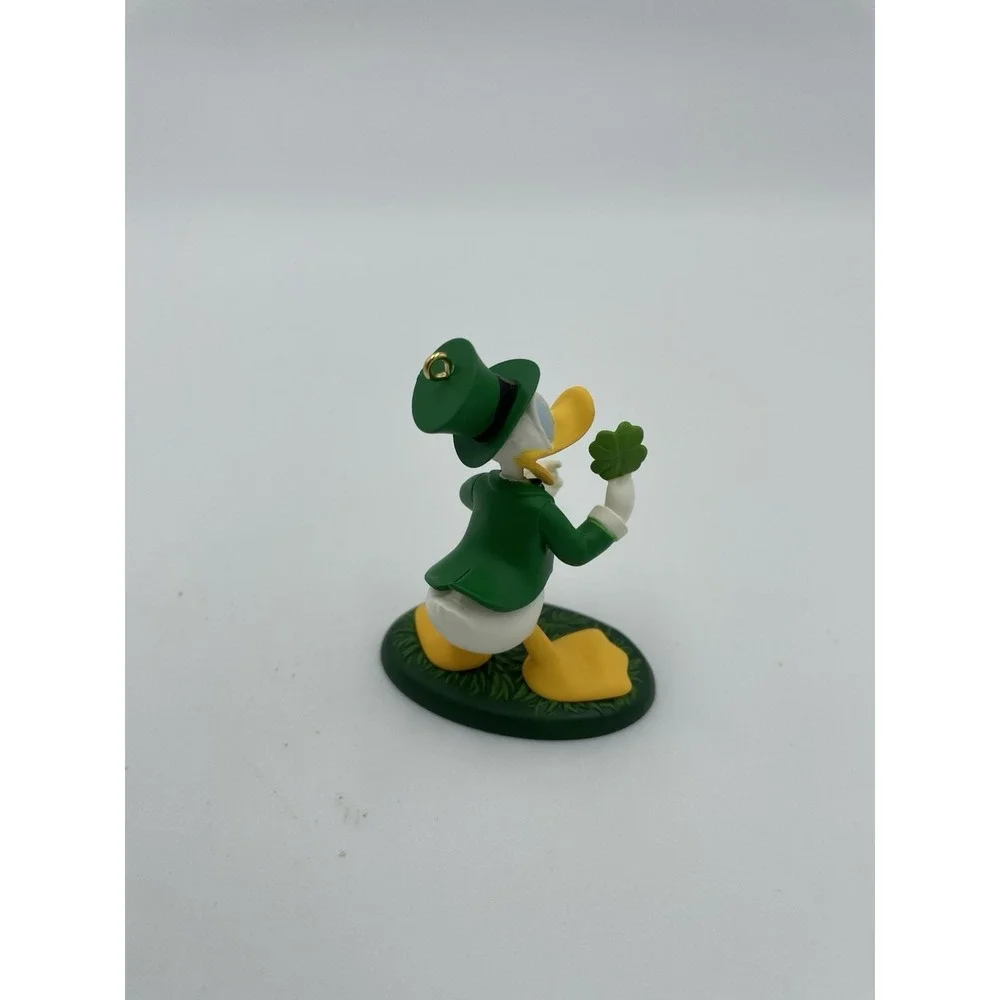 Disney Hallmark Ornament Lucky Donald Duck A Year‎ of Disney Magic